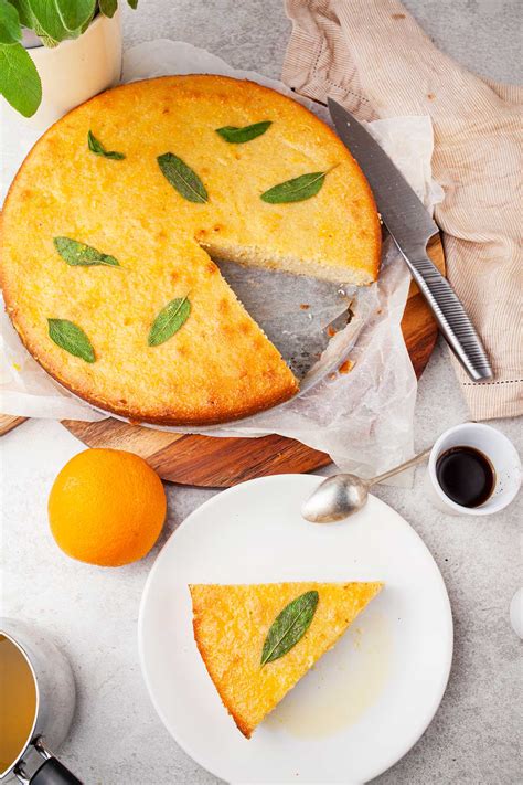 How many protein are in orange almond cake - calories, carbs, nutrition