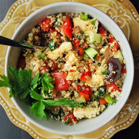 How many protein are in orange almond quinoa chicken salad - calories, carbs, nutrition