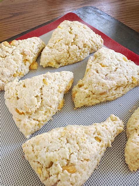 How many protein are in orange ginger scones - calories, carbs, nutrition