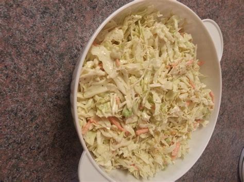 How many protein are in organic country cole slaw - calories, carbs, nutrition