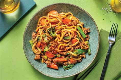 How many protein are in oriental pork noodles - calories, carbs, nutrition