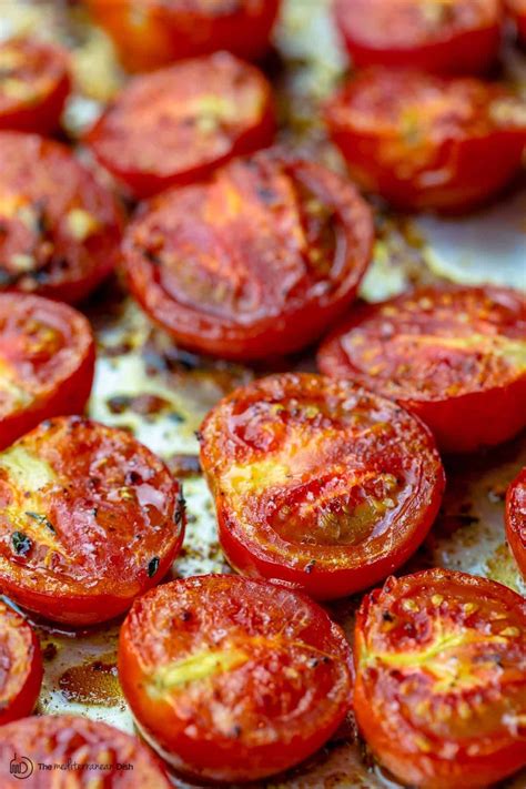 How many protein are in oven baked garden tomatoes - calories, carbs, nutrition