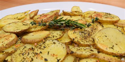 How many protein are in oven browned fresh potatoes - calories, carbs, nutrition