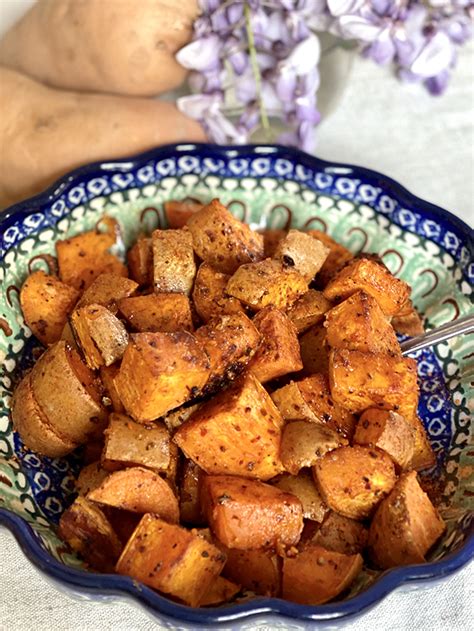 How many protein are in oven roasted chipotle sweet potatoes - calories, carbs, nutrition