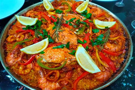 How many protein are in paella - food on demand - calories, carbs, nutrition