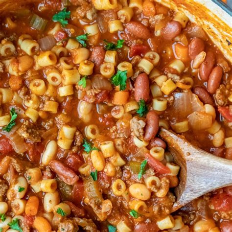 How many protein are in pasta e fagioli - calories, carbs, nutrition