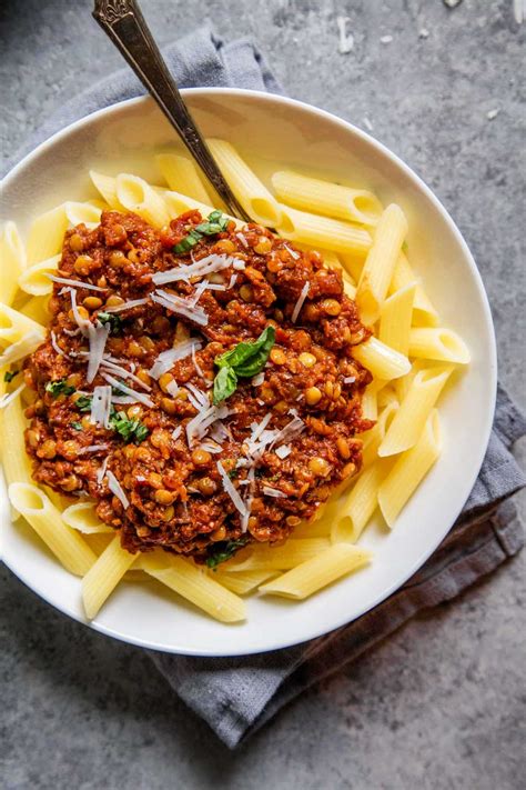 How many protein are in pasta lentil bolognese - calories, carbs, nutrition