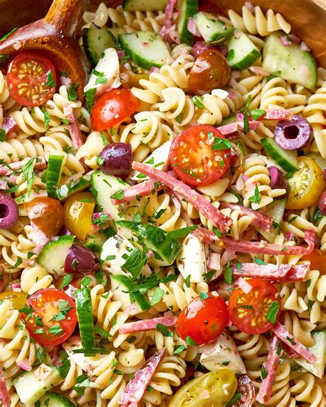 How many protein are in pasta salad with peppers onions herbs and italian dressing (107819.0) - calories, carbs, nutrition