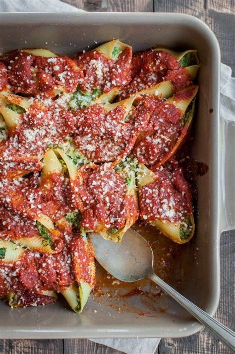 How many protein are in pasta stuffed shells marinara - calories, carbs, nutrition