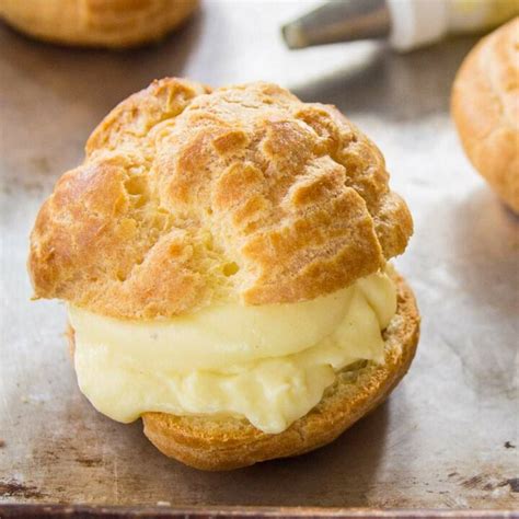 How many protein are in pastry cream - calories, carbs, nutrition