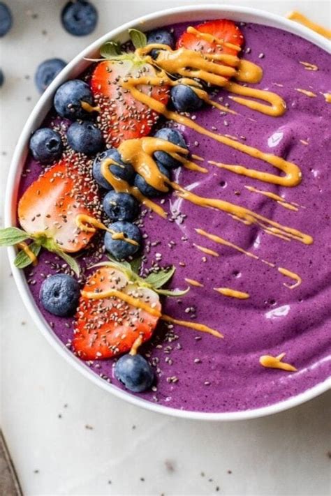 How many protein are in pb j smoothie bowl - calories, carbs, nutrition