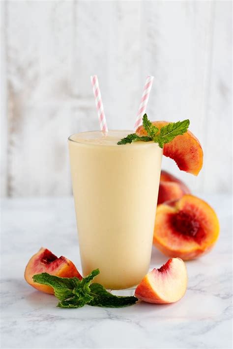 How many protein are in peach mango smoothie - calories, carbs, nutrition