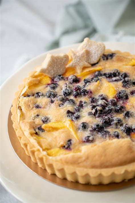 How many protein are in peach vanilla tart - calories, carbs, nutrition
