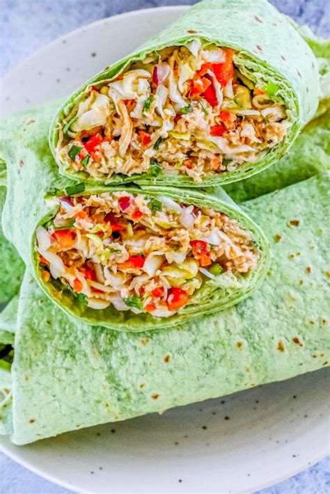 How many protein are in peanut chicken salad wrap - calories, carbs, nutrition