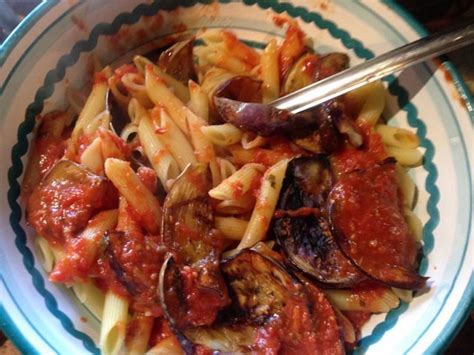 How many protein are in penne melanzane (1) - calories, carbs, nutrition