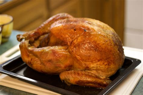 How many protein are in peppered roasted turkey - calories, carbs, nutrition