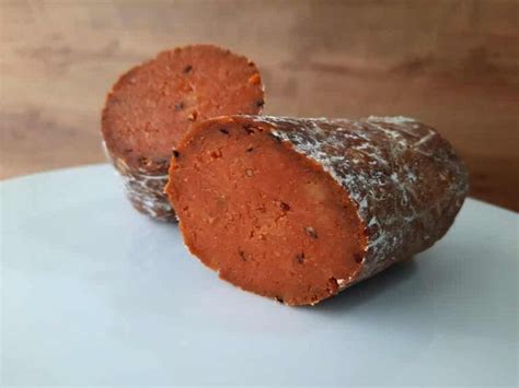 How many protein are in peppered salame - calories, carbs, nutrition