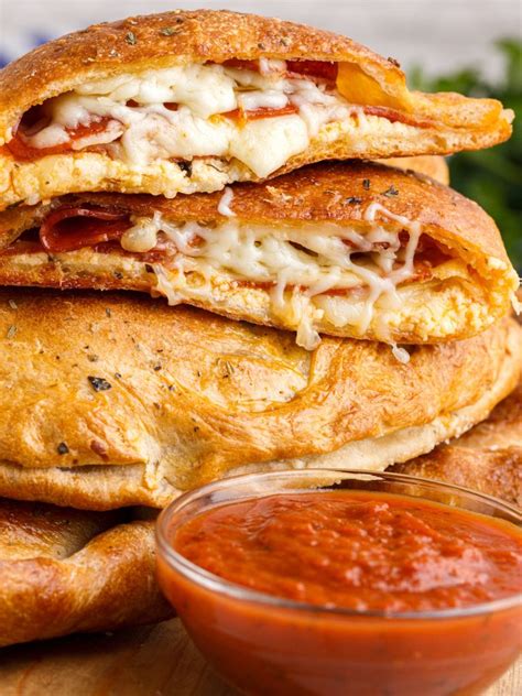 How many protein are in pepperoni calzone (4527.4) - calories, carbs, nutrition