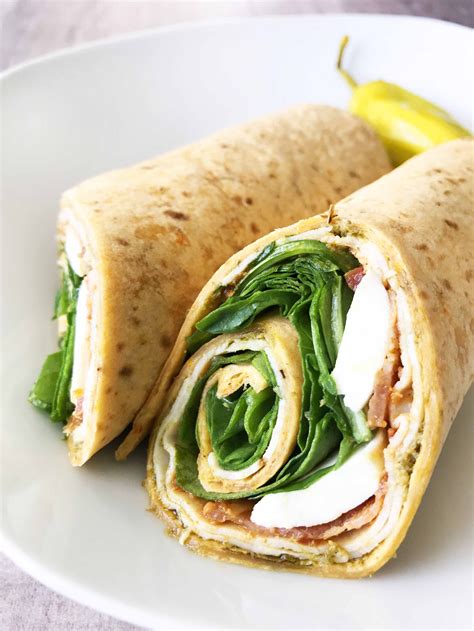 How many protein are in pesto chicken breast wrap - calories, carbs, nutrition