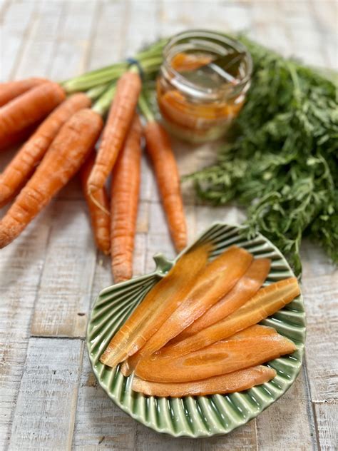 How many protein are in pickled carrots - calories, carbs, nutrition