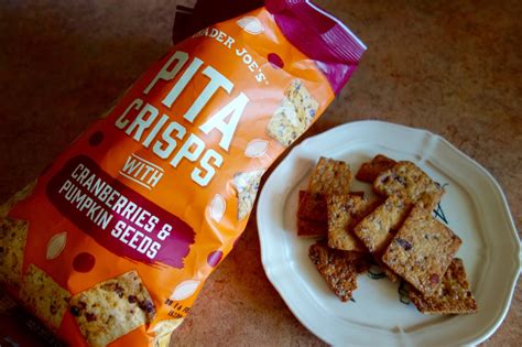 How many protein are in pita crisps with cranberries and pumpkin seeds - calories, carbs, nutrition