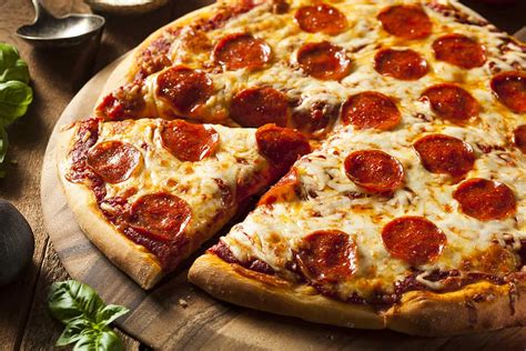 How many protein are in pizza calabresa - calories, carbs, nutrition