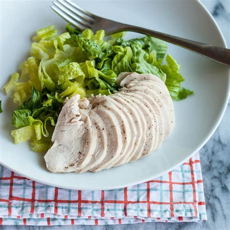 How many protein are in poached chicken with vegetable panache - calories, carbs, nutrition