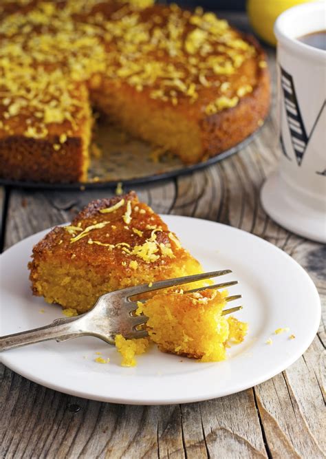 How many protein are in polenta and lemon cake - calories, carbs, nutrition