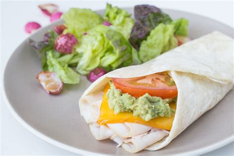 How many protein are in ponzu avocado and turkey wrap - calories, carbs, nutrition