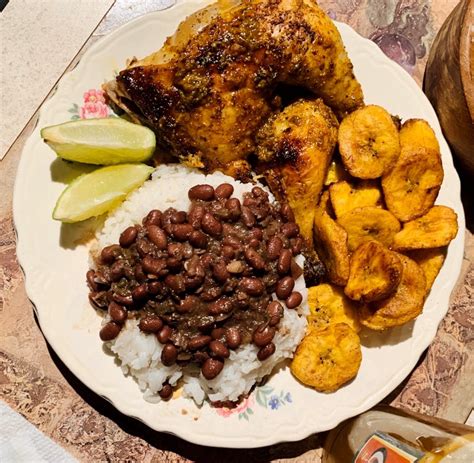 How many protein are in pork loin roasted fried plantains black beans & rice chili mojo - calories, carbs, nutrition