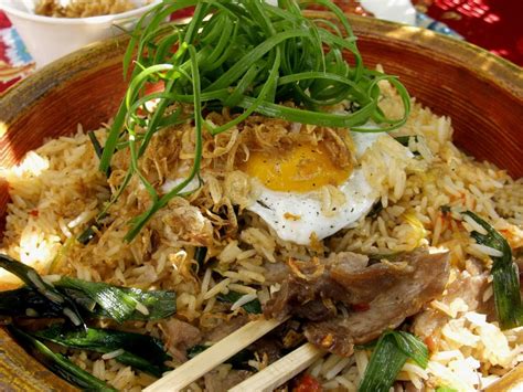 How many protein are in pork nasi goreng - calories, carbs, nutrition