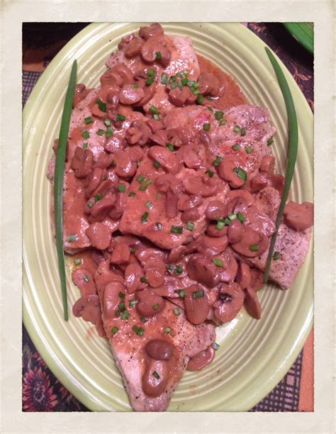 How many protein are in pork tenderloin diane - calories, carbs, nutrition