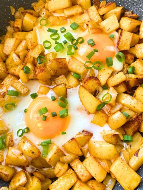 How many protein are in potato, ham, onion, egg skillet - calories, carbs, nutrition