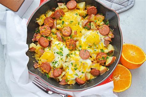 How many protein are in potato, sausage, tomato, egg skillet - calories, carbs, nutrition