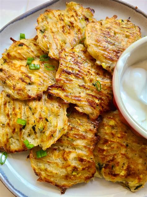 How many protein are in potato zucchini latkes - calories, carbs, nutrition