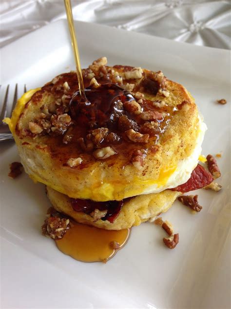 How many protein are in praline bacon french toast - calories, carbs, nutrition