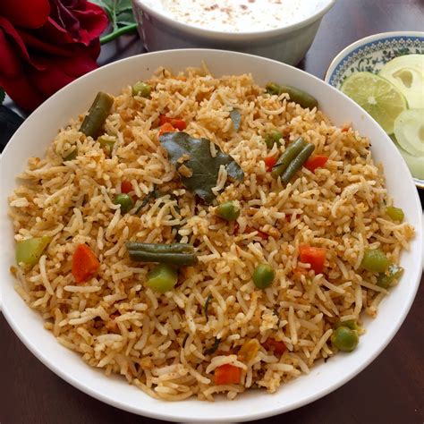 How many protein are in pulao rice - calories, carbs, nutrition