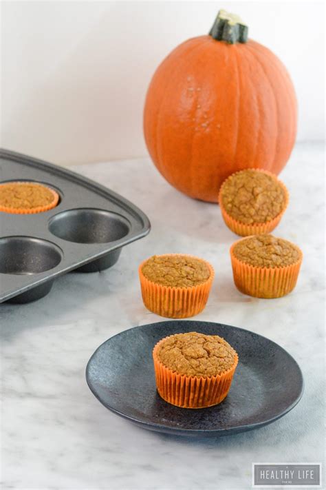 How many protein are in pumpkin muffins - calories, carbs, nutrition