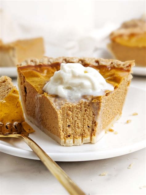 How many protein are in pumpkin pie (to go) - calories, carbs, nutrition