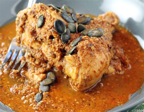How many protein are in pumpkin seed mole with chicken & rice - calories, carbs, nutrition