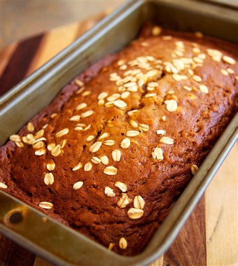 How many protein are in pumpkin spice bread - calories, carbs, nutrition