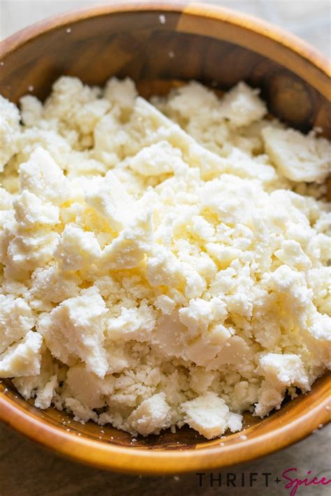 How many protein are in queso fresco crumbled 1 oz - calories, carbs, nutrition