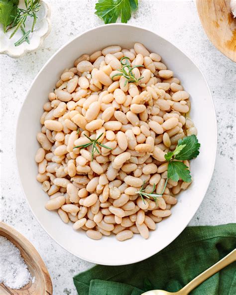 How many protein are in ragout cannellini bean 4 oz - calories, carbs, nutrition