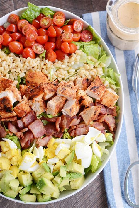 How many protein are in ranch cobb salad - calories, carbs, nutrition