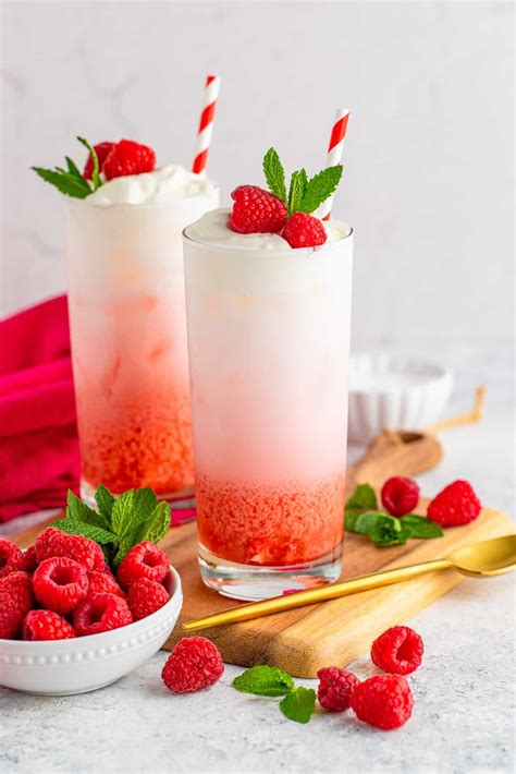 How many protein are in raspberry italian soda, 16 oz - calories, carbs, nutrition