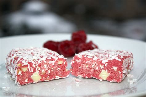 How many protein are in raspberry white chocolate chunk biscotti - calories, carbs, nutrition