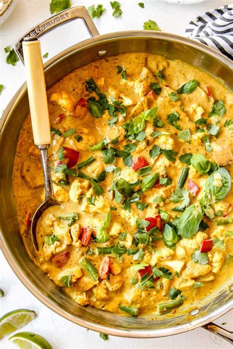 How many protein are in red curry coconut chicken (44125.0) - calories, carbs, nutrition