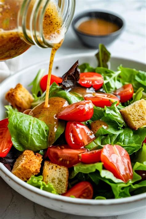 How many protein are in red wine vinaigrette (33054.1) - calories, carbs, nutrition