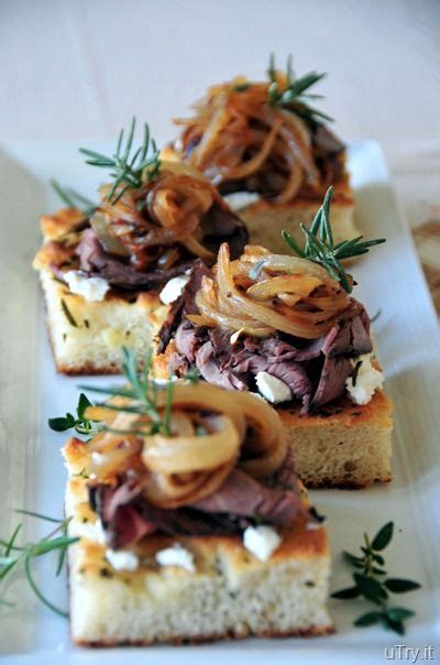 How many protein are in roast beef and bleu cheese on focaccia - calories, carbs, nutrition