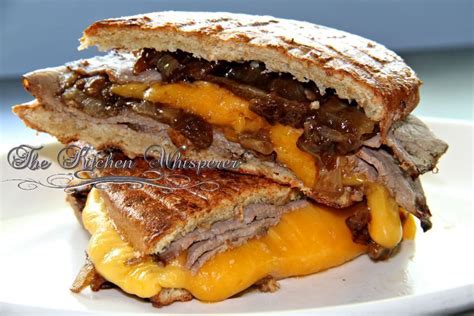 How many protein are in roast beef panini with caramelized onion - calories, carbs, nutrition